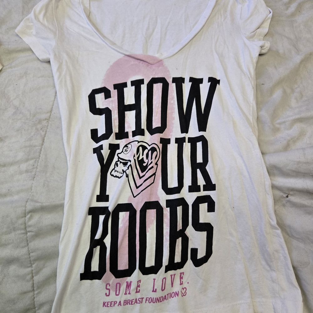 Metal Mulisha White and Pink Graphic Tee